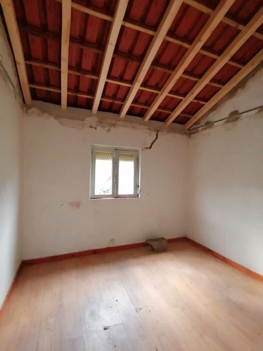 Casa de campo na zona de Condeixa a nova