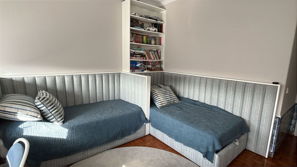 Vendo mobília de quarto completa