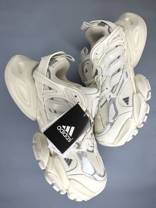 Кроссовки Adidas НОВЫЕ - 44 размер