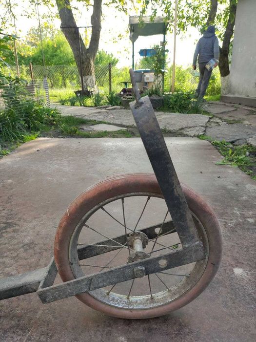 Окучник ручний (плуг, виорка, підгортальник) для картоплі