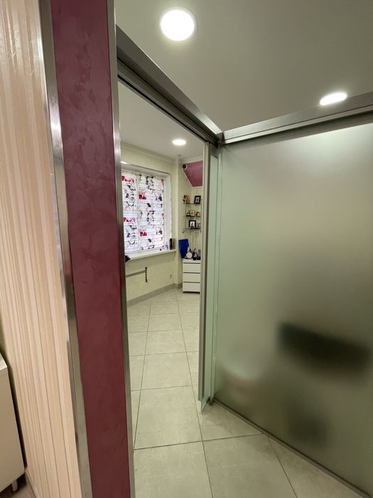 Оренда комерційного приміщення(масив Леваневський)