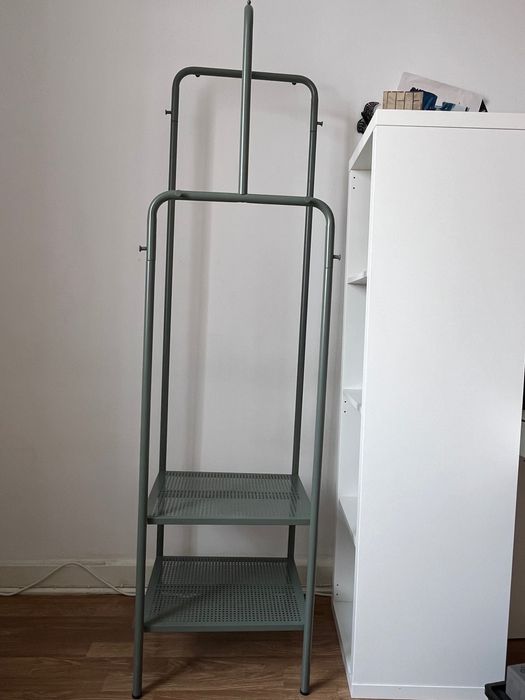 cabide ikea em metal