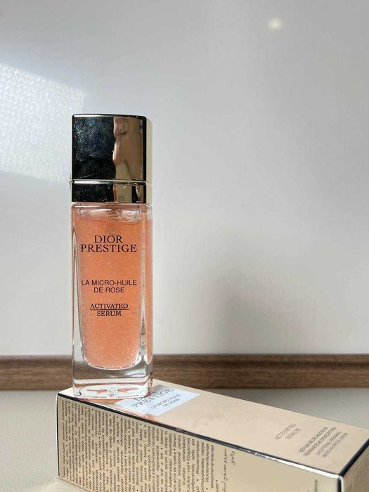 Сироватка для обличчя Dior Prestige La Micro-Huile de Rose Advanced