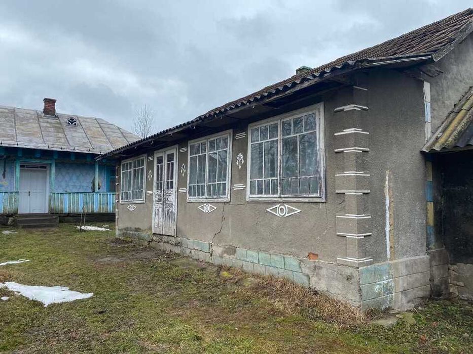 Продаж житлового будинку