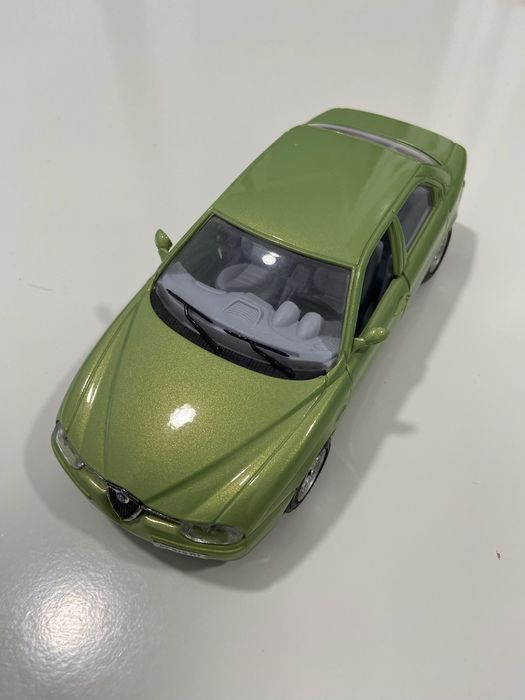 Conjunto de 6 Veículos Burago  - escala 1/24