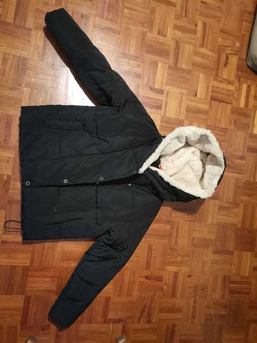 Blusão quente c/ gorro forrado a pelo