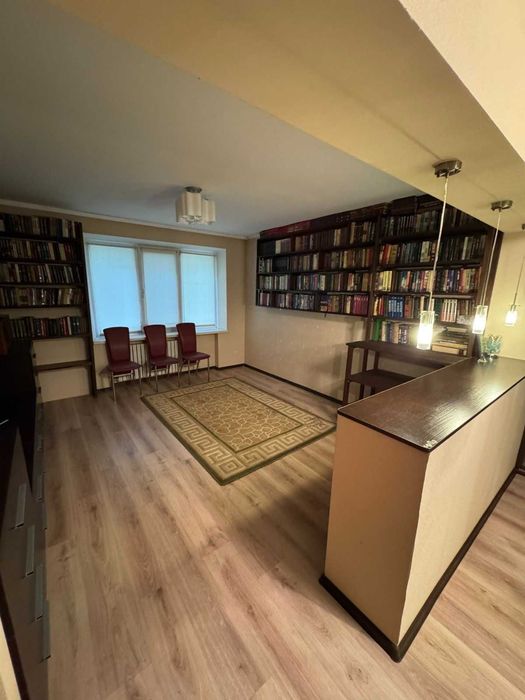 Продажа 2 комнатной квартиры, Тополь 2,ремонт,безнал