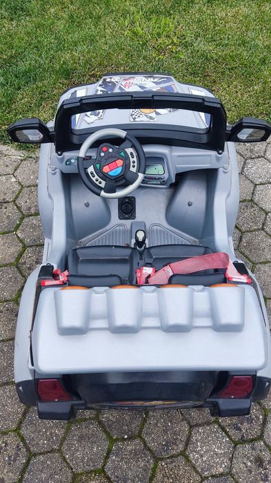 Vendo jipe para criança  Feber xstorm a bateria