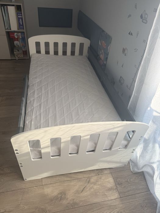 Łóżko pojedyńcze 160x80 z materacem i schowkiem