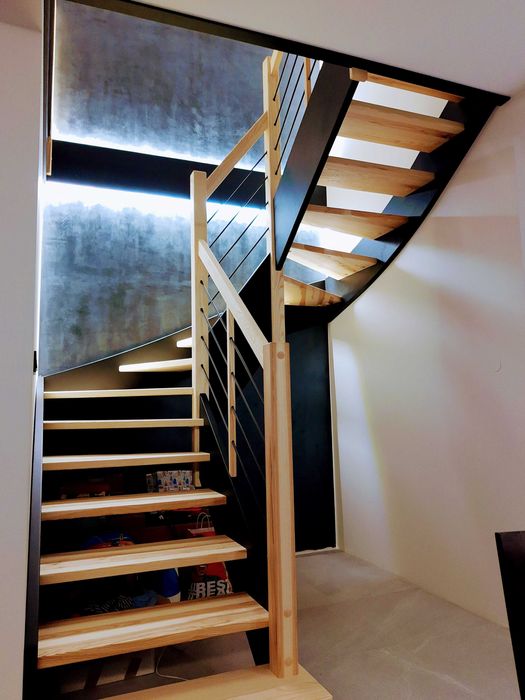 Schody Q debowe jesionowe Loft metalowe drewniane  Cala Polska i UE