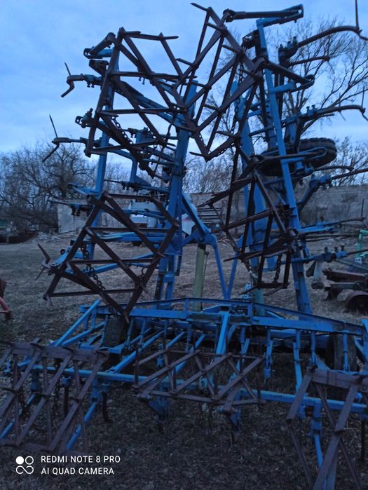 Продам культиватор кпс7.