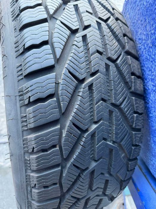 4 Pneus inverno Taurus Winter 225/50 R17 94H M+S praticamente novos