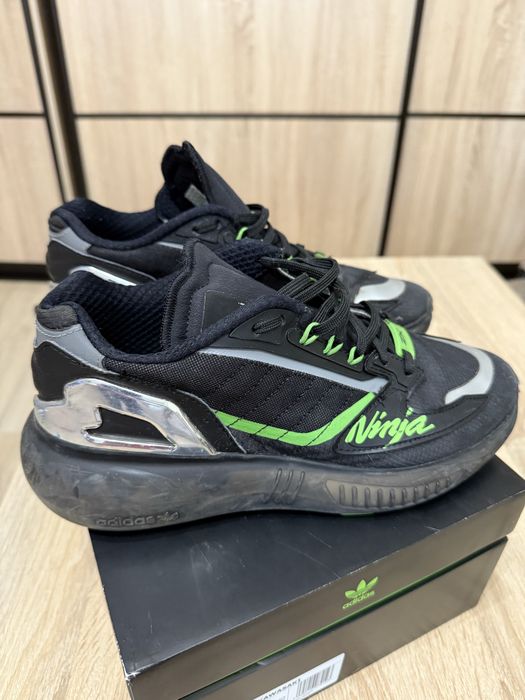 Кроссовки Adidas