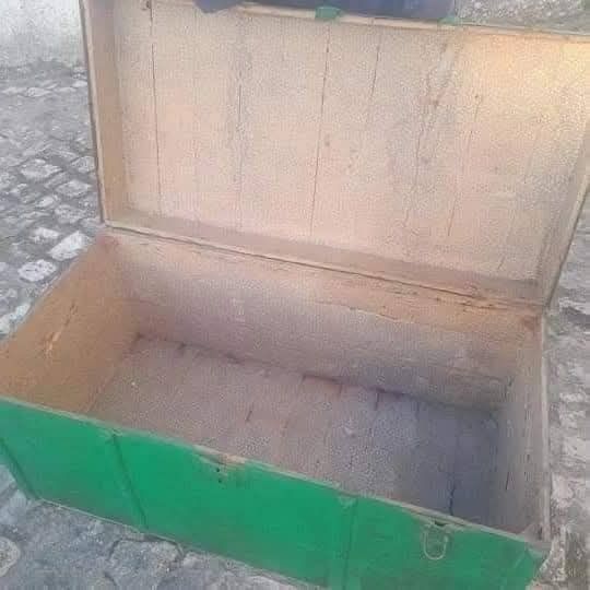 Arca/baú de porão em chapa