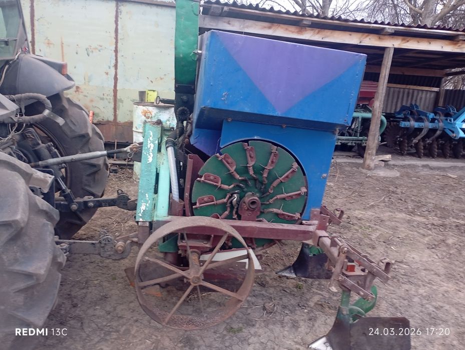 Картоплесаджалка