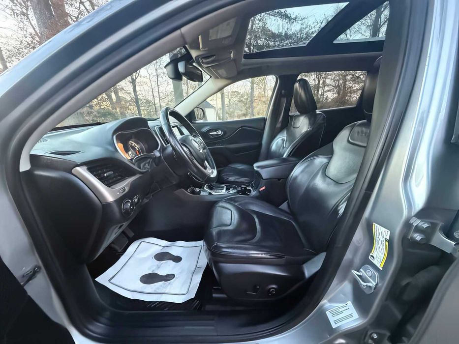 Jeep Cherokee Limited      2016