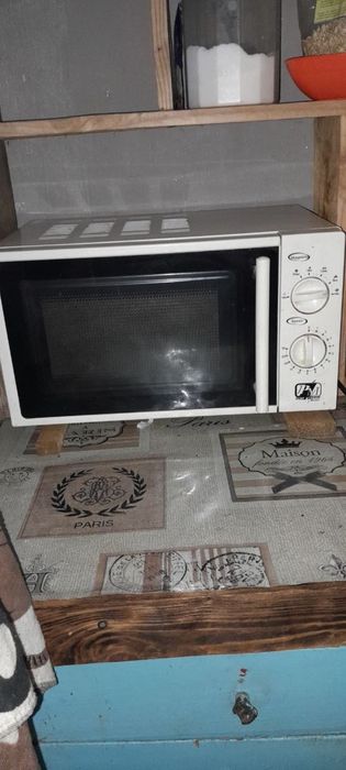 микроволновка Promotec