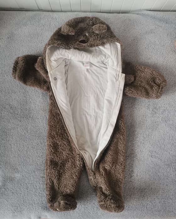 Kombinezon niemowlęcy