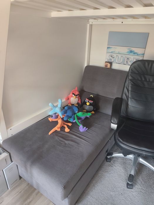 Cama de casal elevada IKEA 140x200 + colchão – pouco uso