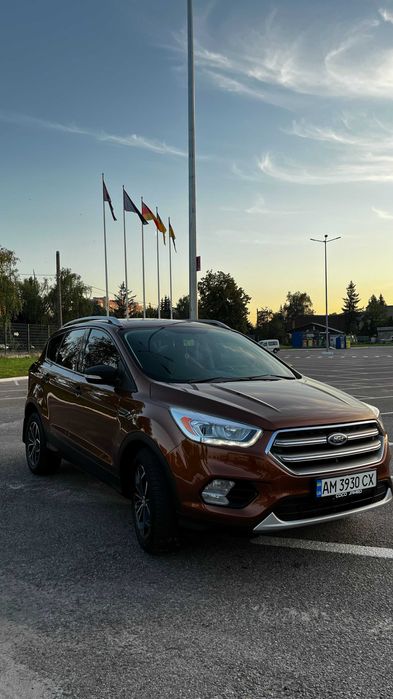 Продам FORD ESCAPE 2017р.