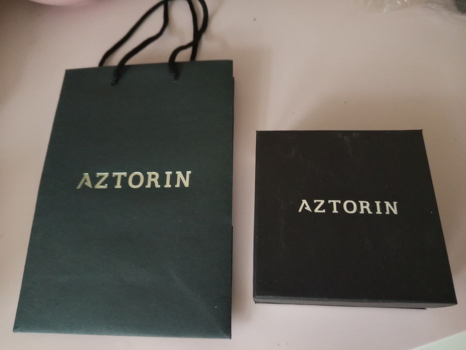 Torebka i pudełko na biżuterię Azotrin