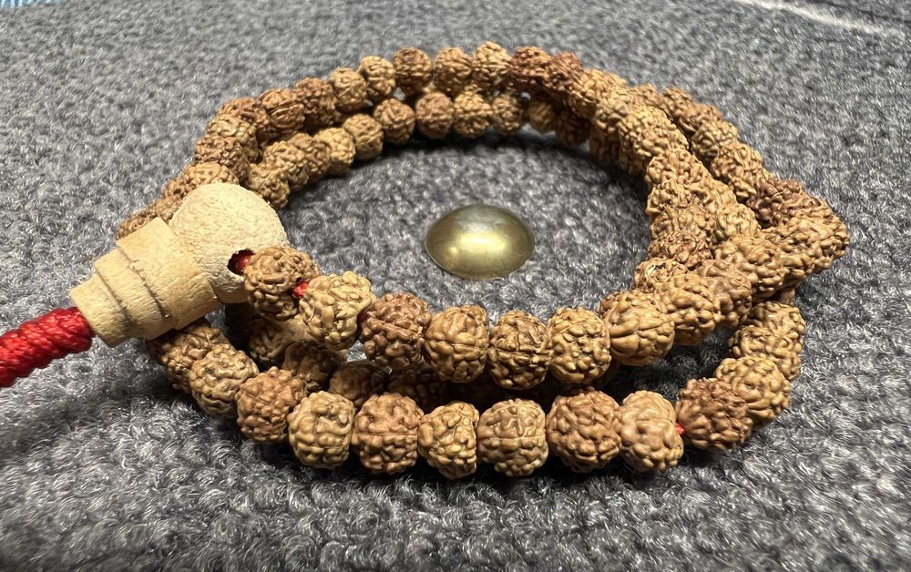 Чотки з рудракши,  108 намистин, 27 намистин, d~6 мм, d~7 мм, чоткі