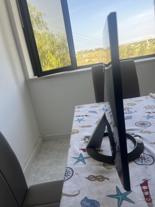 Monitor Asus em bom estado