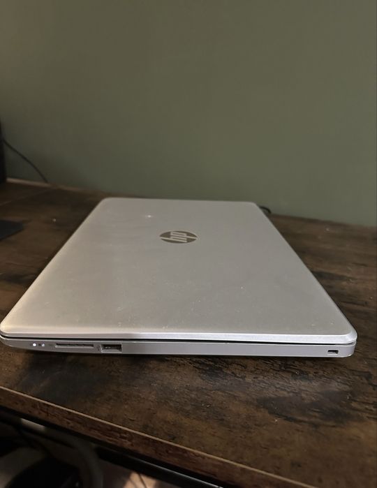 HP Laptop 15-bs1xx i5-8250U 16GB RAM | SSD + HDD | Radeon R5 M330