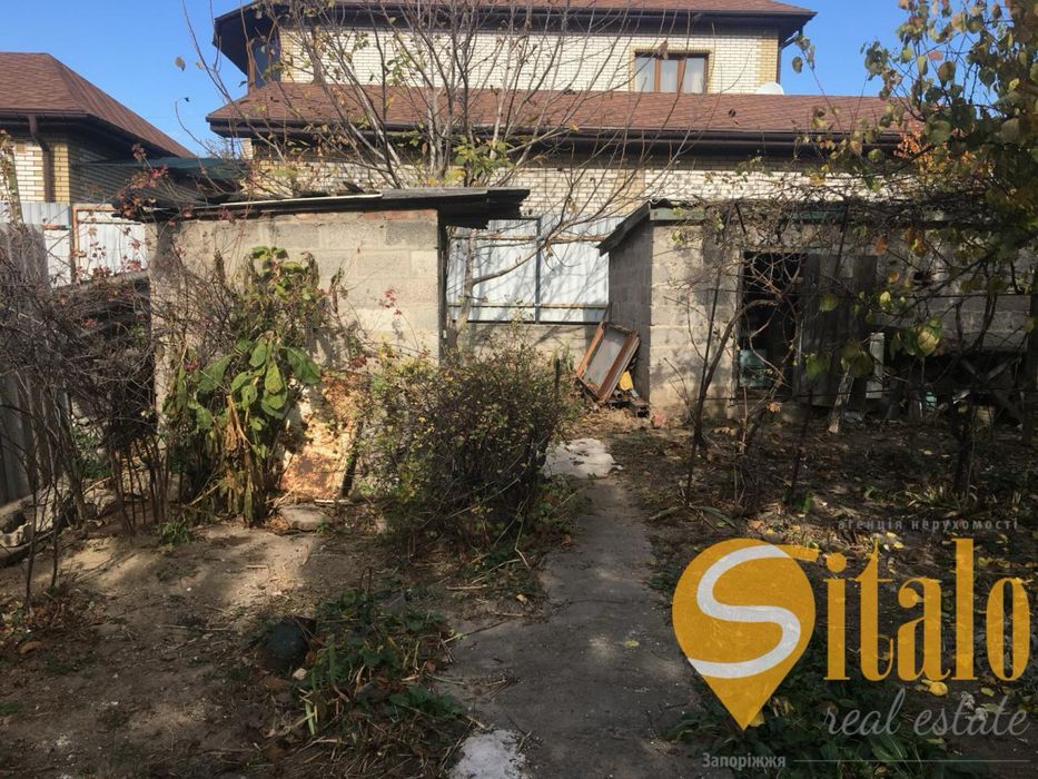 Два будинки на ділянці,  Шевченківський