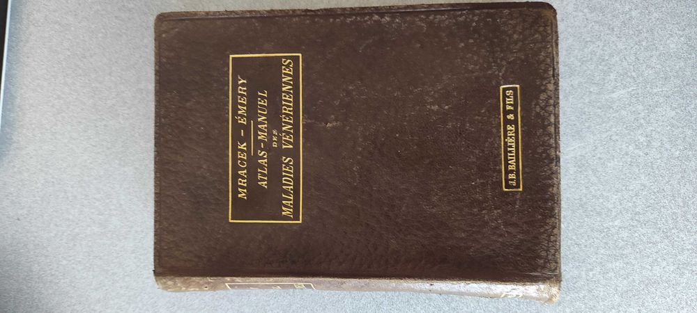 VENDO Livro raro - Mracek - Émery Atlas-Manuel des Maladies Vénérienne