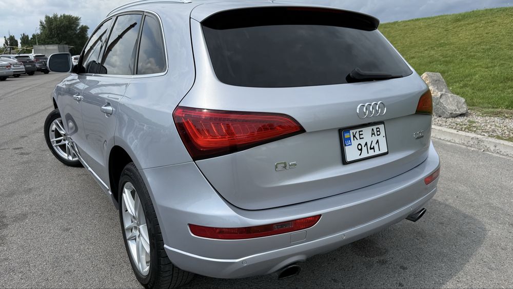 Продам СВОЮ Audi Q5 2.0 бенз 2015год 137 тыс км. Premium Plus