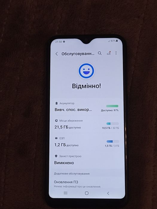 Продам телефон samsung a20е
