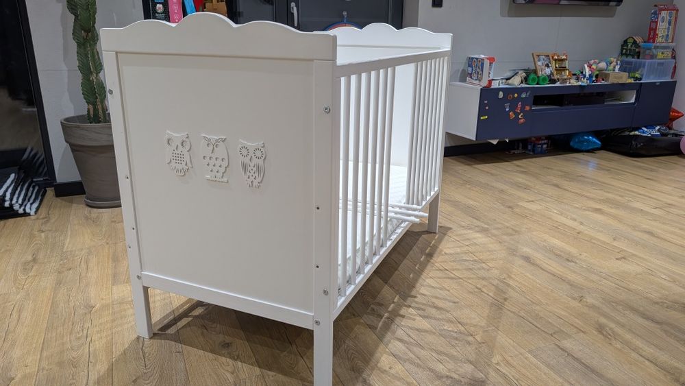 Łóżeczko dziecięce i materac kokosowy KLUPŚ 120c60 cm