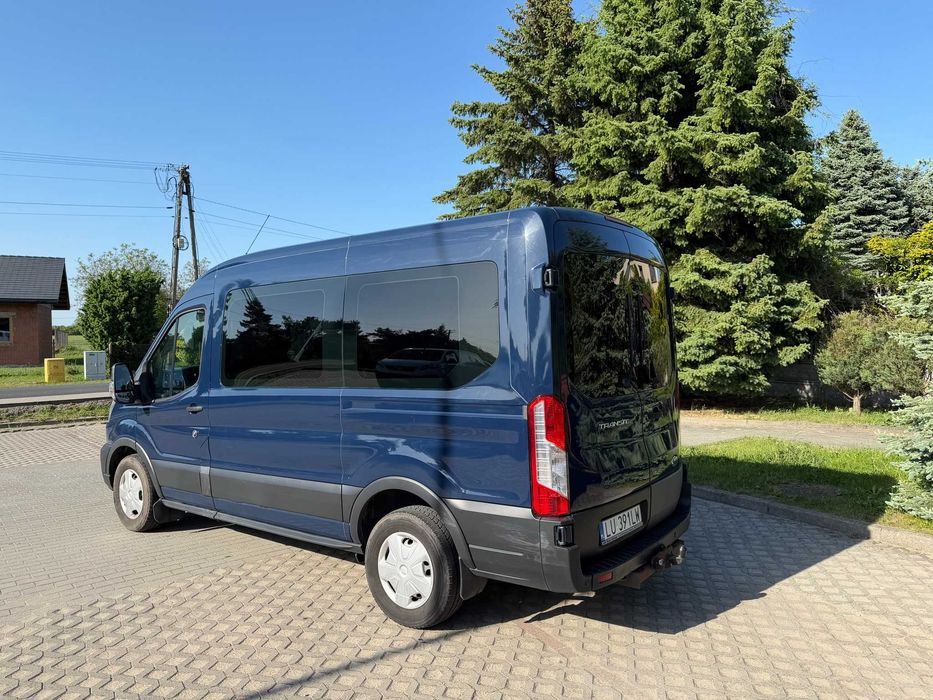 Wynajem busa 9-osobowego wypożyczalnia Transit Expert Jumpy Proace Trafic