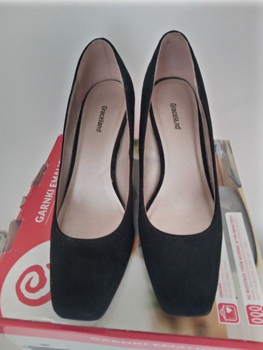 Eleganckie buty damskie 39/38