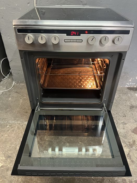 Kuchenka Amica elektryczna 60cm |12msc |Dobry stan |Dowóz