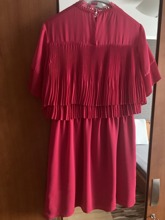 Sukienka z falbanami , MIDI , różowa, fuksja roz 42/ 40 - Morgan