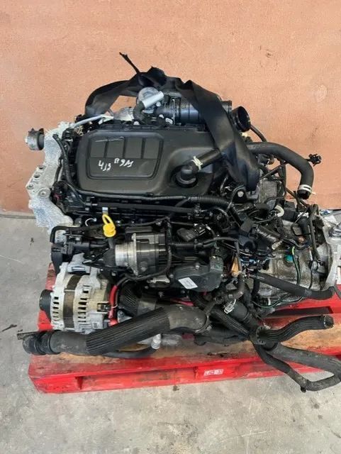 Motor Renault Trafic Opel Vivaro Fiat Talento 1.6 DCI R9M413 R9M 413