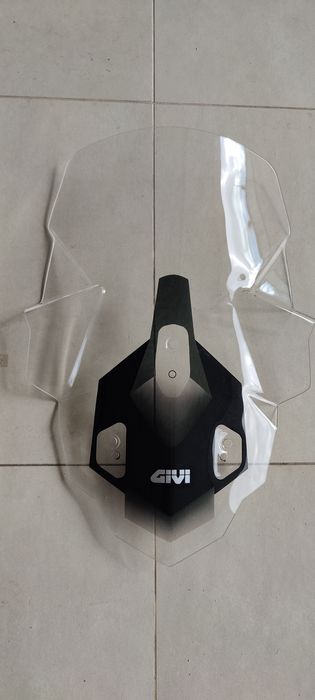 Vendo wind shield da Givi para Moto Morini XCape