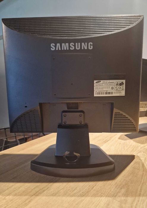 Monitor Samsung SyncMaster 913V447191440447262723