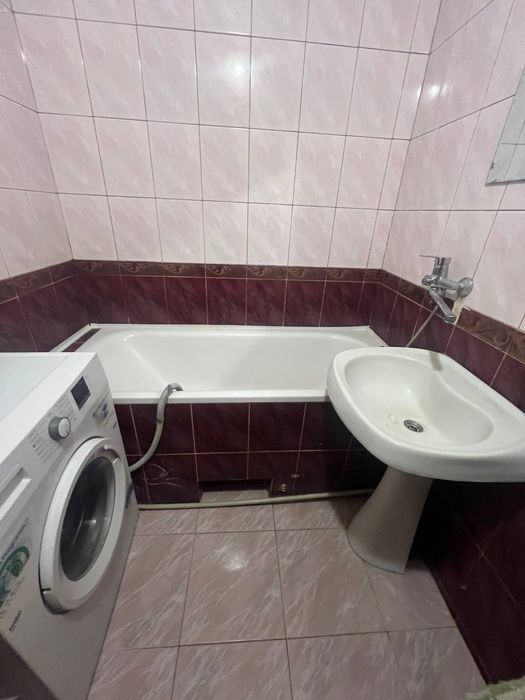 ПРОДАЖ 2 кім просп. Злуки (не під держпрограми)