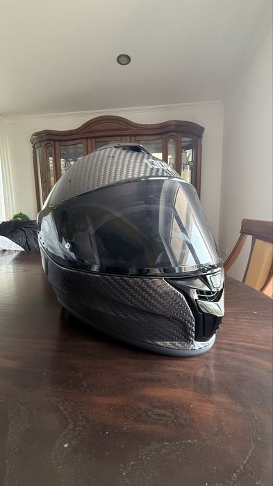 Capacete 130R Kashima Carbon Gloss Black NOVO sem caixa