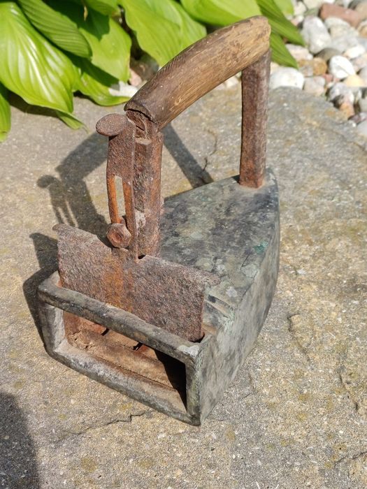 Sprzedam stare żelazko