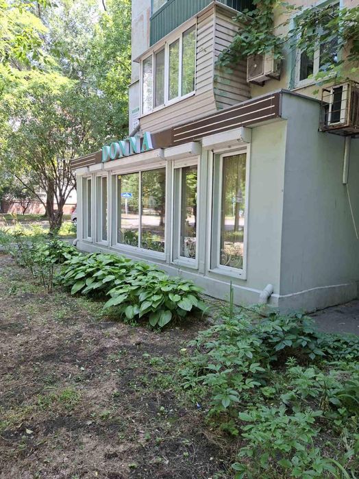 Фасадне приміщення 61,7 м² у центрі Вознесенівського району