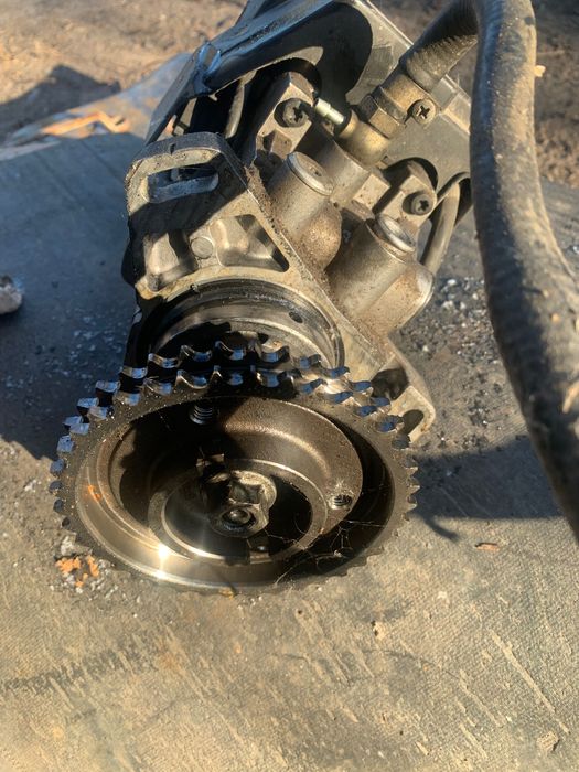 Топливна Мерседеса 210Е