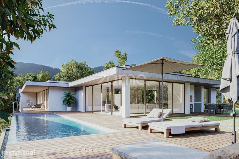 Moradia T4 c/ piscina em Construção na Ventosa - Gerês