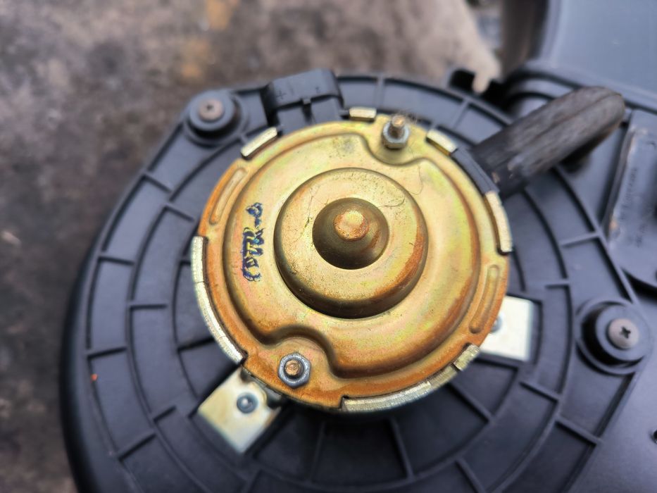 Мотор печки калина