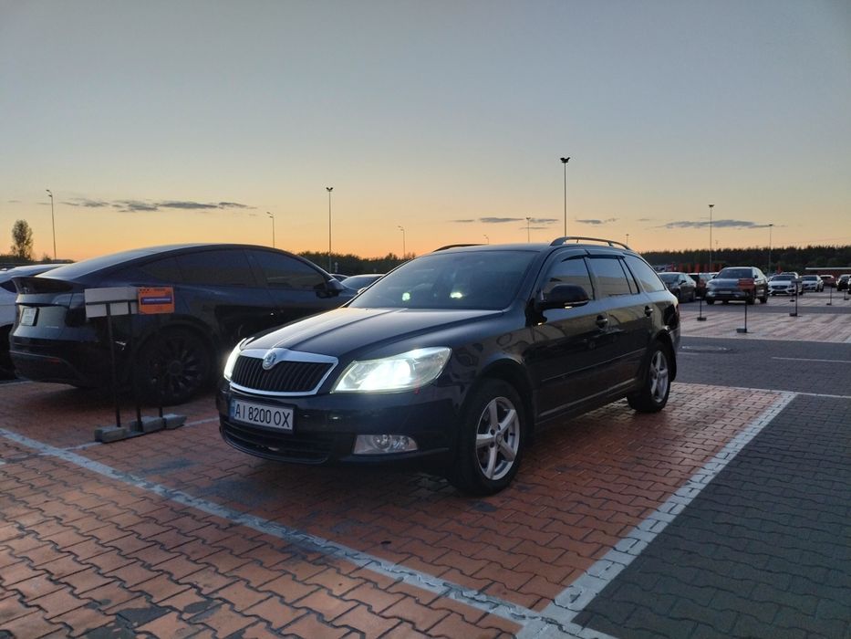 Skoda Octavia 2012 VIN TMBGE61Z6C8021778 фото оголошення 2 з 19