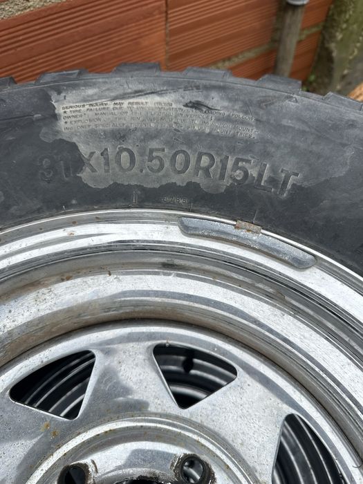 5 jantes com pneus