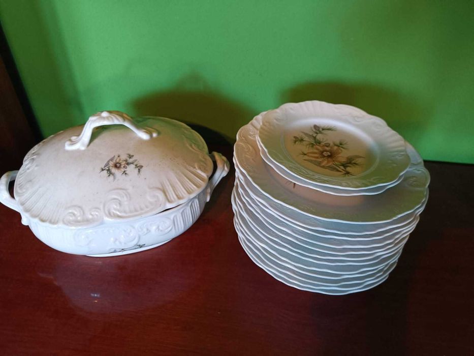 Conjunto de loiça VISTA ALEGRE